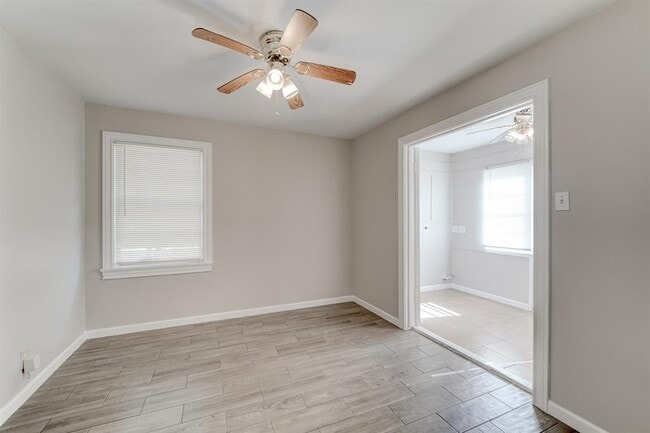 Building Photo - 4311 Ione St