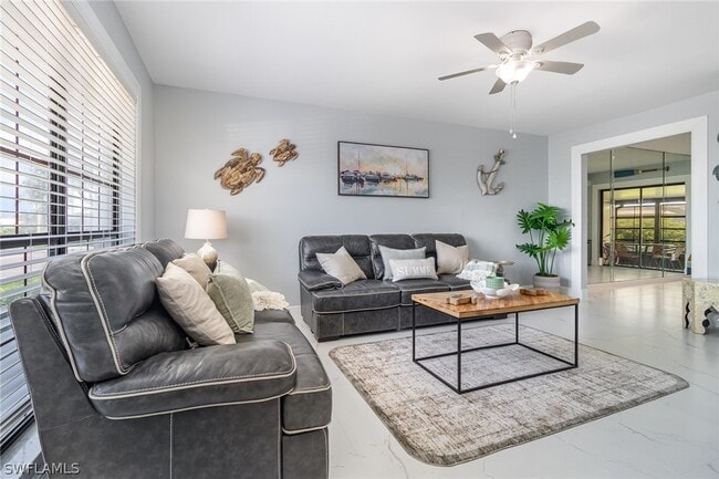 Building Photo - 146 Clyburn Way W