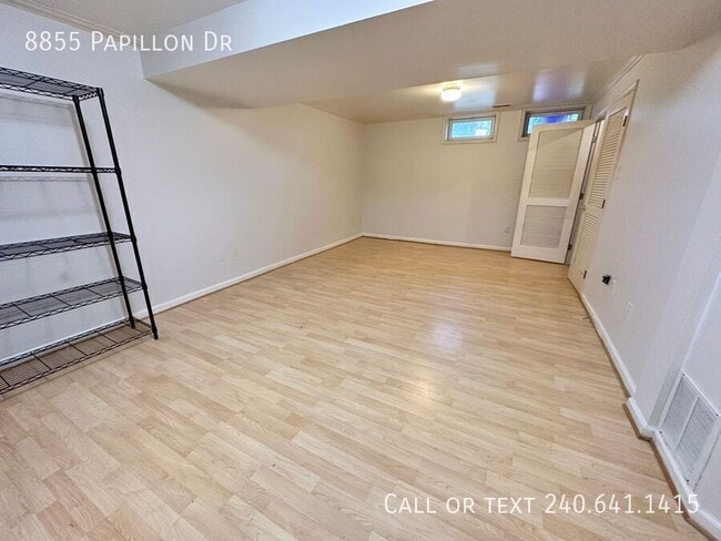 Building Photo - 8855 Papillon Dr