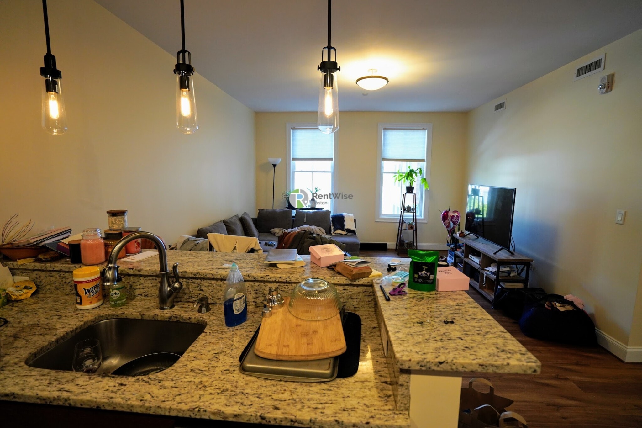 Building Photo - 315 Broadway