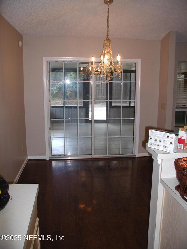 Building Photo - 7759 Spring Branch Dr N