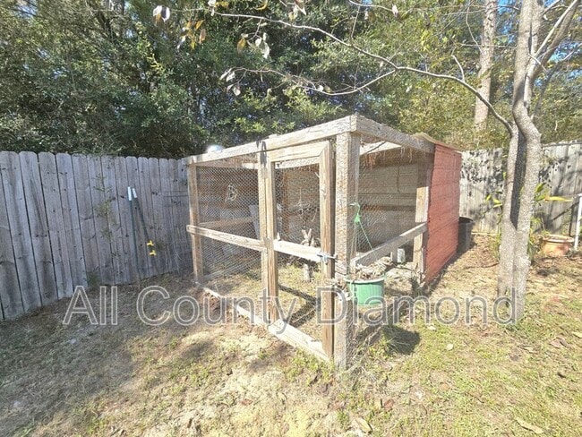 Building Photo - 13805 Flamingo Ave