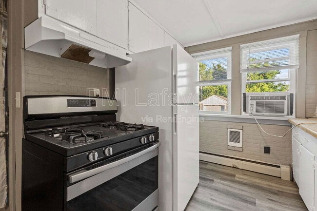 Building Photo - 131 S 28th St