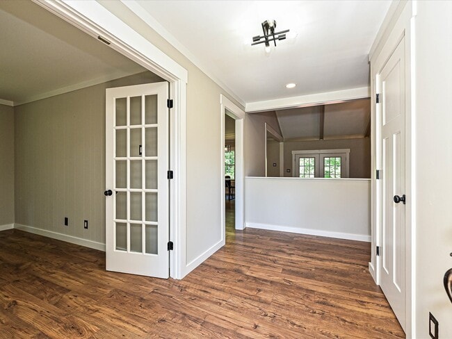 Building Photo - 9565 Man O War Dr