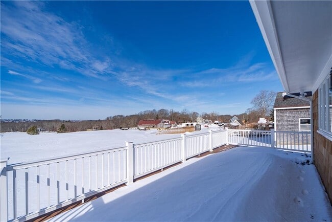 Building Photo - 3211 Main Rd