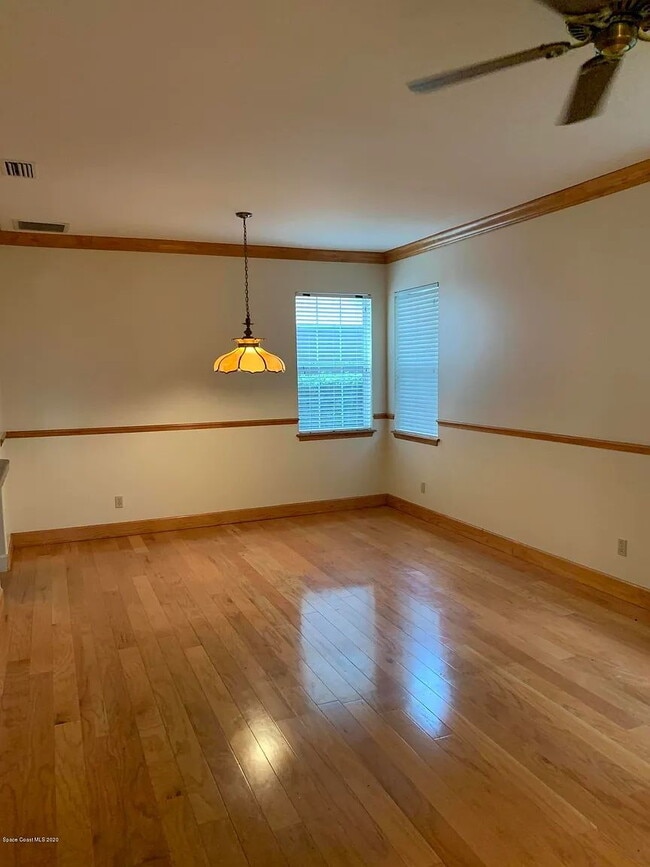 Building Photo - Spacious 4 bedroom house with 2.5 baths in desirable gated LaCita neighborhood