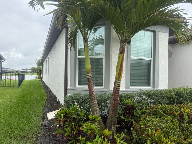 Building Photo - Lakeview Living with Bonus Flex Space & Resort-Style Amenities