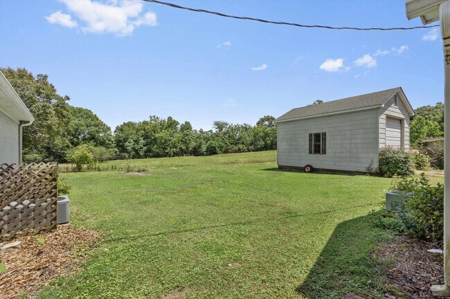 Building Photo - 8280 TN-196