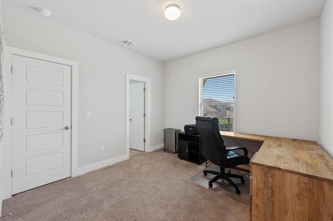Building Photo - 1506 Arcilla St