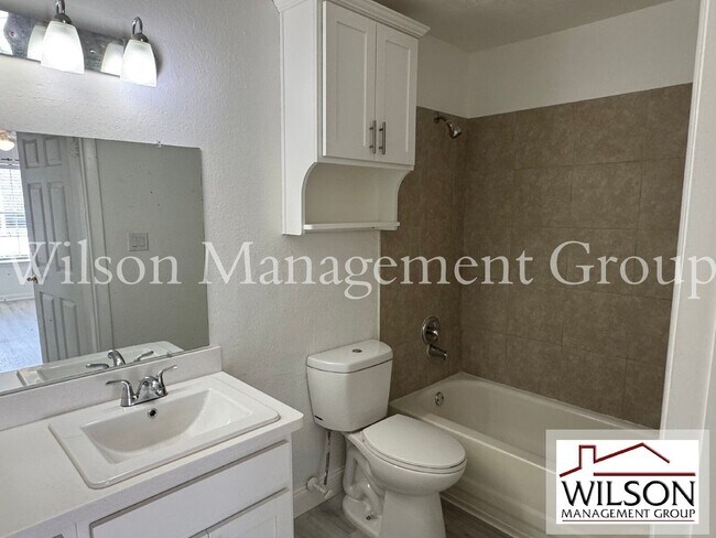 Building Photo - 5540 Devonbriar Way
