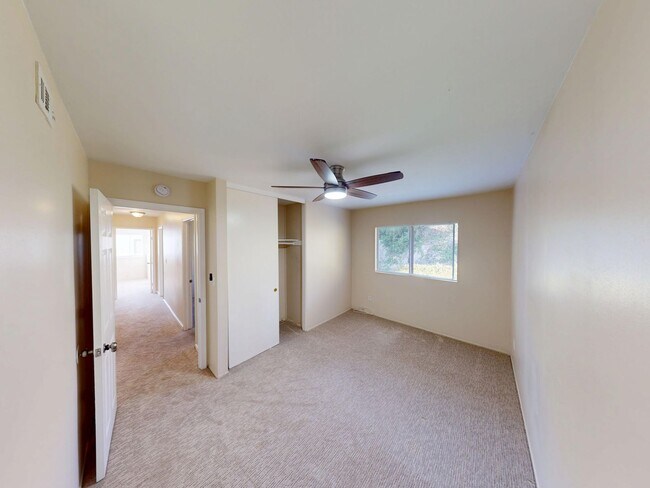Building Photo - 5436 New Mills Rd