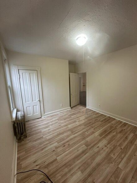 Building Photo - 24 Carey St