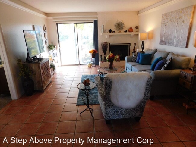 Building Photo - 2 br, 2 bath House - 961 Lakeside Drive #205