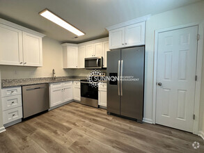 Building Photo - Beautifully Remodeled 4 BR