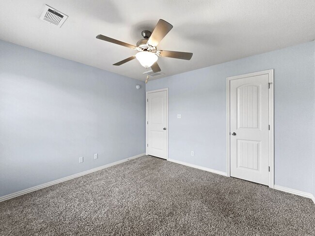 Building Photo - 2060 Kalei Ln