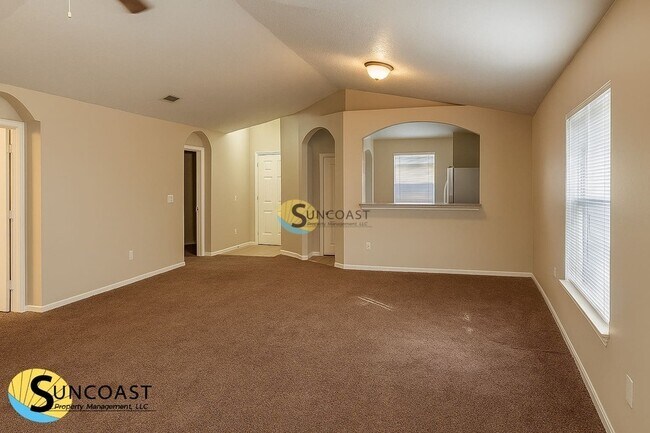 Building Photo - 5550 Oak Crossing Dr