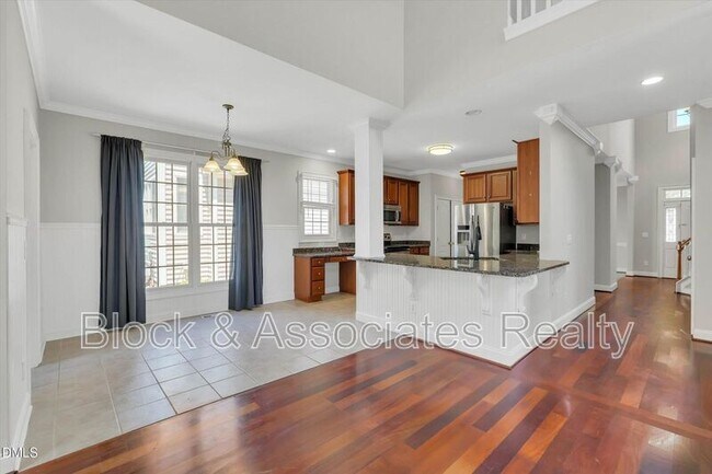 Building Photo - 109 Old Savannah Dr