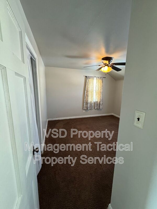 Building Photo - 12930 Havana Rd