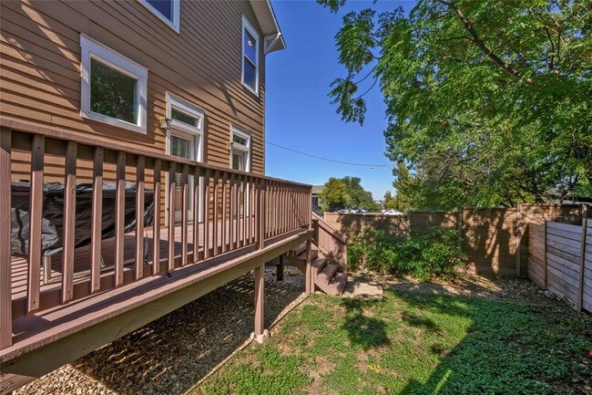 Building Photo - 2128 Sage Creek Loop