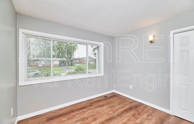 Building Photo - 2700 Steeplechase Ln