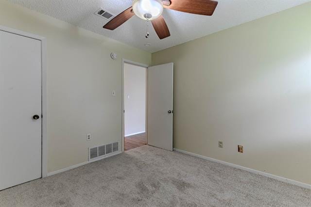 Building Photo - 513 NW Charlyne Dr