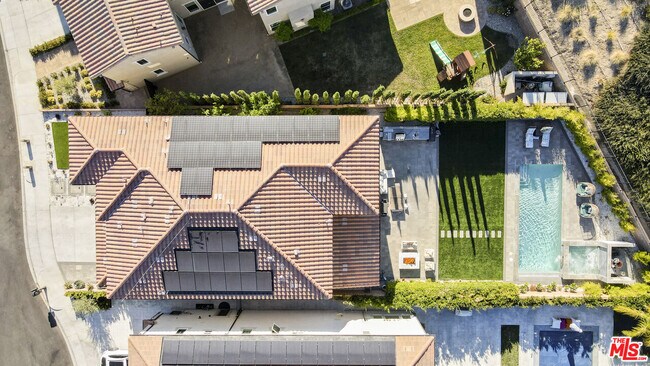 Building Photo - 12333 Finch Ct