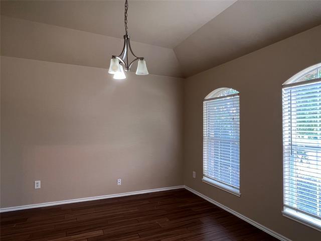 Building Photo - 1065 Warbler Ln