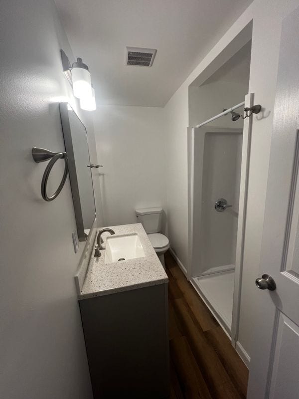 Building Photo - 1801 Woodson Dr SW
