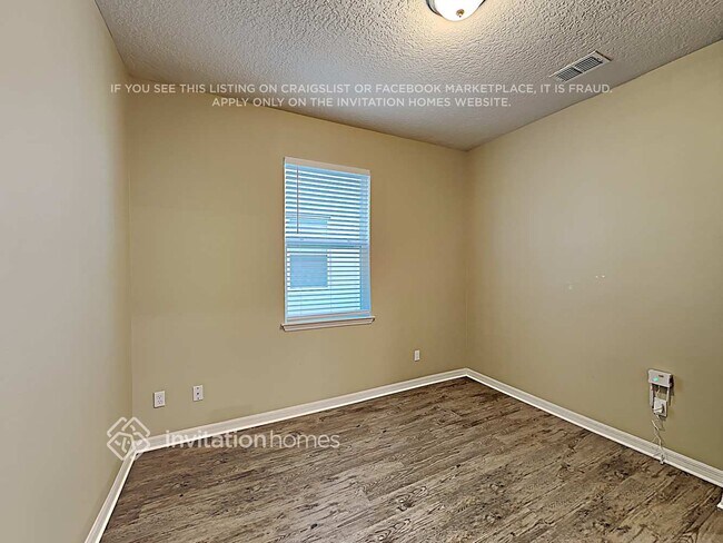 Building Photo - 2275 Bur Oak Blvd