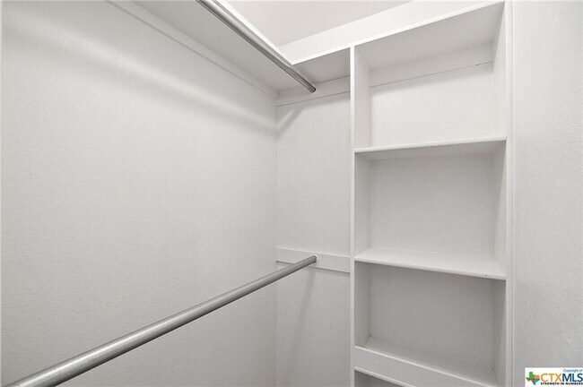 Building Photo - 1623 Anna Lee Dr