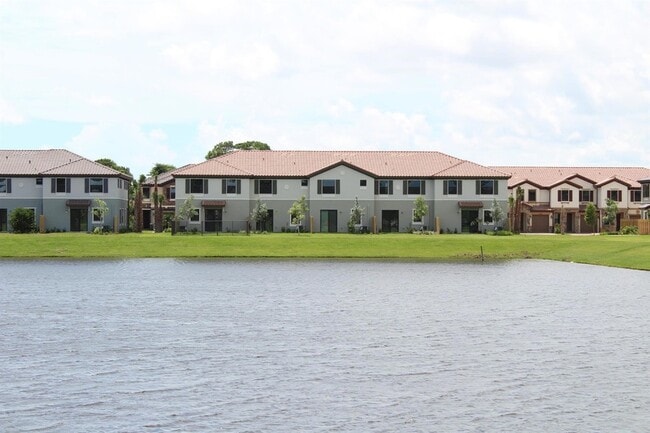 Building Photo - 12951 Anthorne Ln