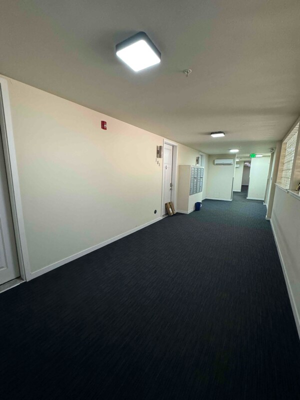 Building Photo - 336 E 1st Ave