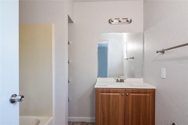 Building Photo - 3610 W Leila Ave