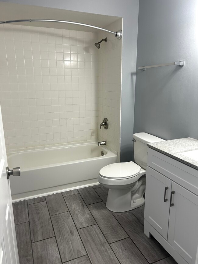 Building Photo - 7767 Betsy Ross Cir