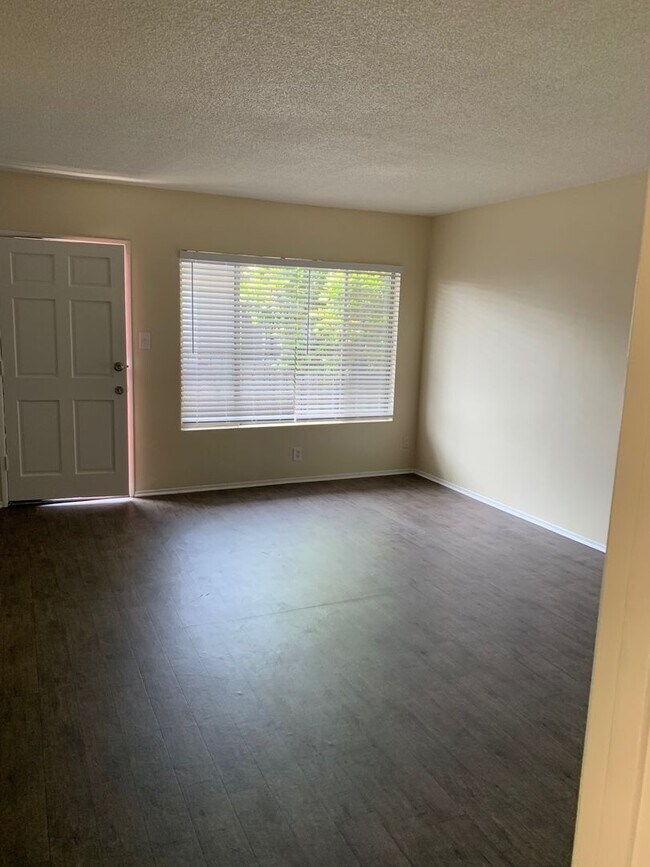 Interior Photo - Harbor Apartments