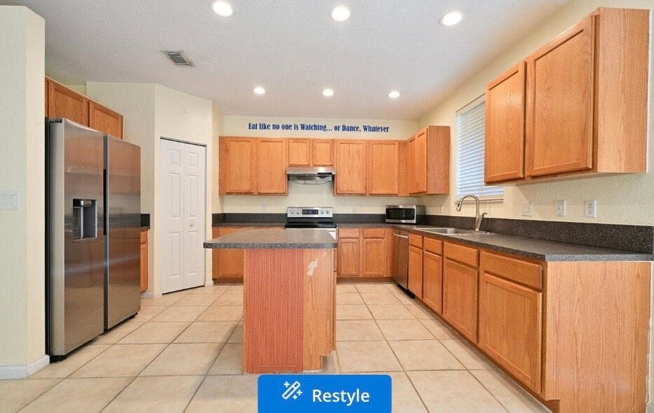 Building Photo - 2789 S Evergreen Cir