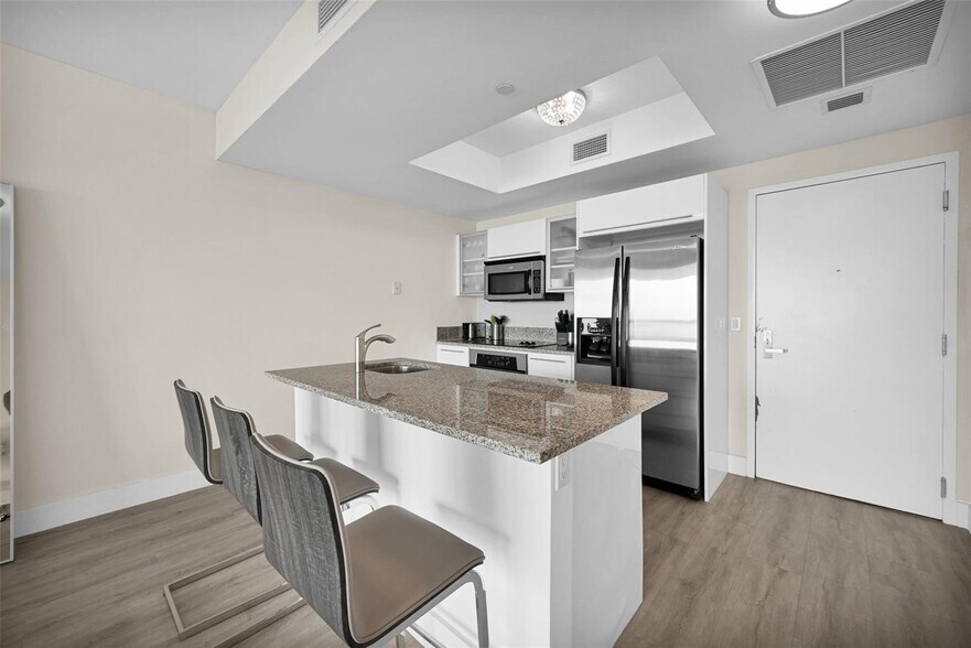 Building Photo - 888 Biscayne Blvd