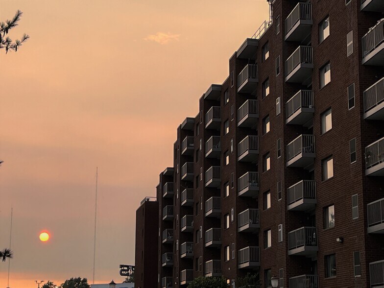 Building Photo - 30 Revere Beach Pky