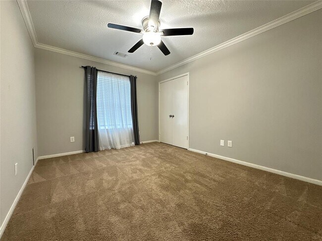 Building Photo - 11407 Sagecreek Dr