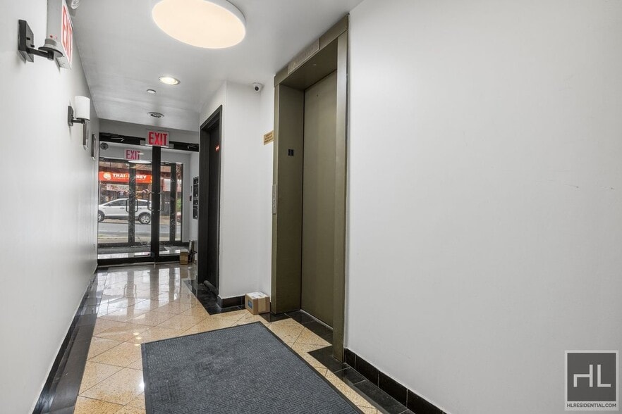 Building Photo - 49-07-49-43 43rd Ave