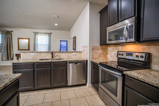 Building Photo - 7715 Watersedge Cove