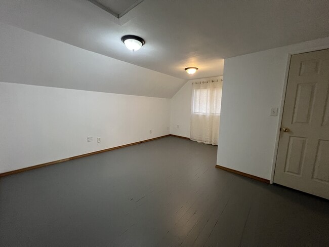 Building Photo - 13803 Marlatt Rd S