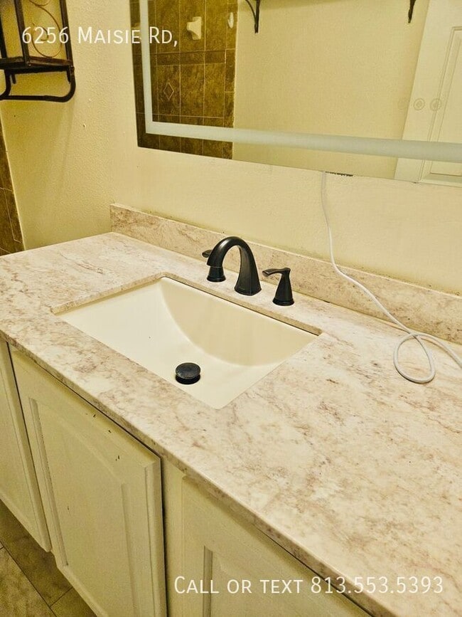 Building Photo - 6256 Maisai Rd