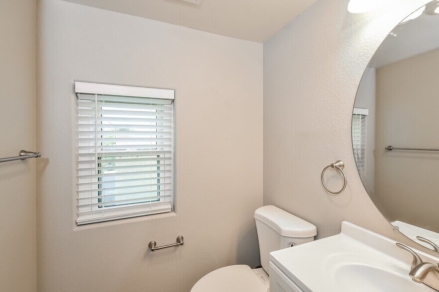 Building Photo - 9352 Roping Cowboy Ave