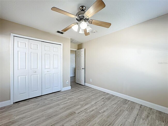 Building Photo - 9551 Bennington Chase Dr