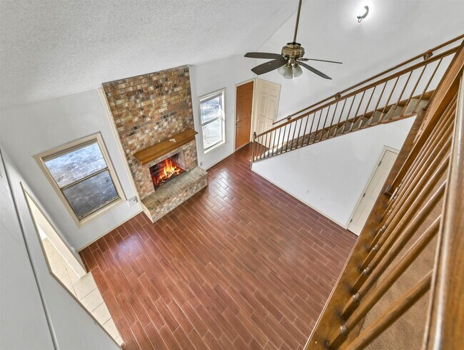 Building Photo - 3807 Winter Haven Dr