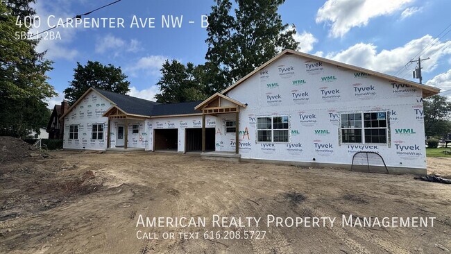Building Photo - 400 Carpenter Ave NW