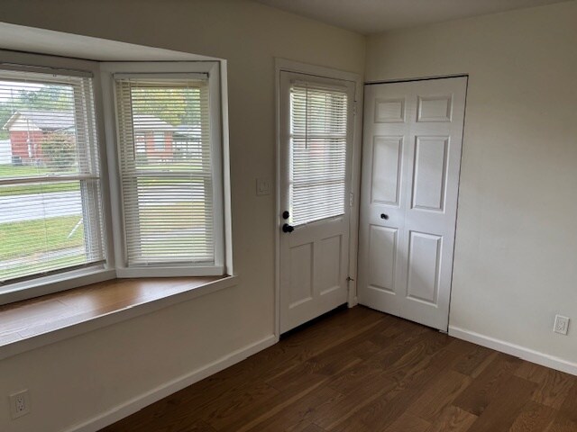 Building Photo - 9800 Chambers Ct