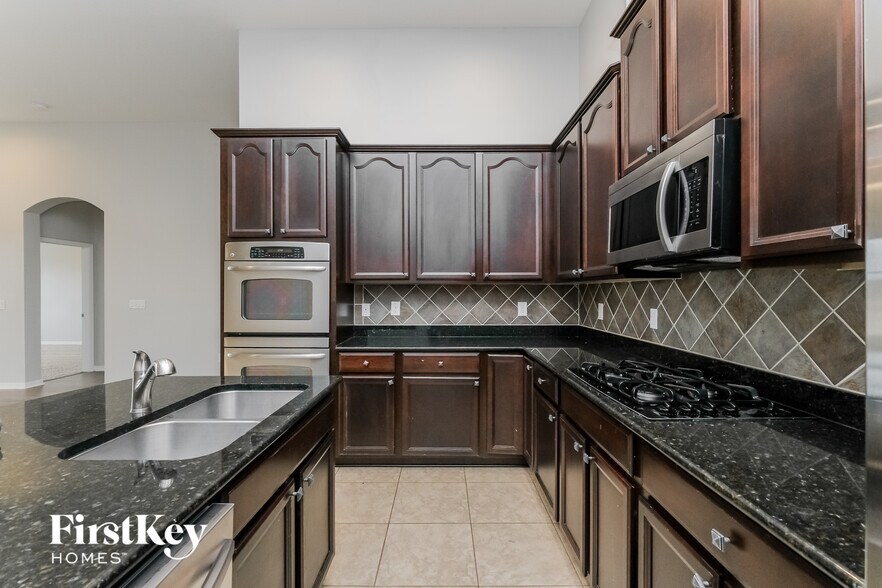 Building Photo - 10109 Caraway Spice Ave