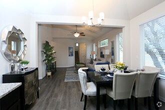 Interior Photo - Bee Caves Vistas